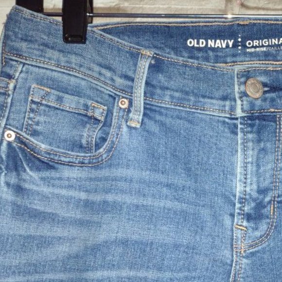 Old Navy Original, High Rise, ladies' Blue Denim Jeans, Tall, 28" Waist - Picture 4 of 11